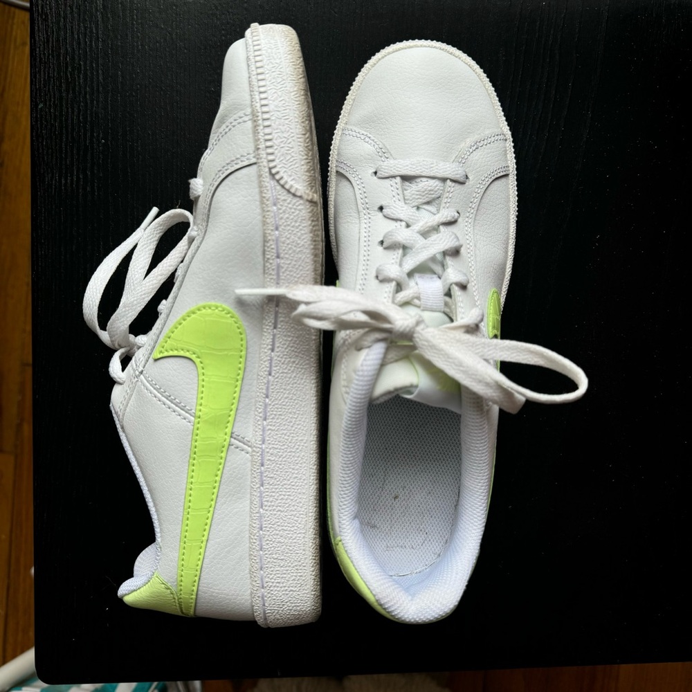 Nike Women’s Court Royale Trainers